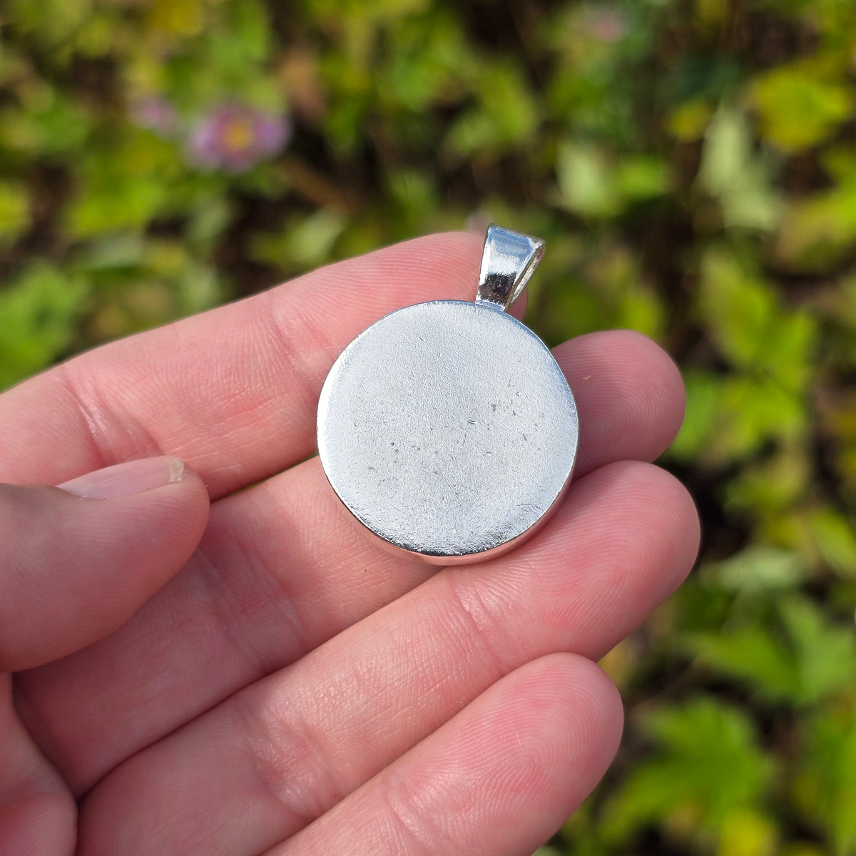 Sunflower Pendant • Royal Flush