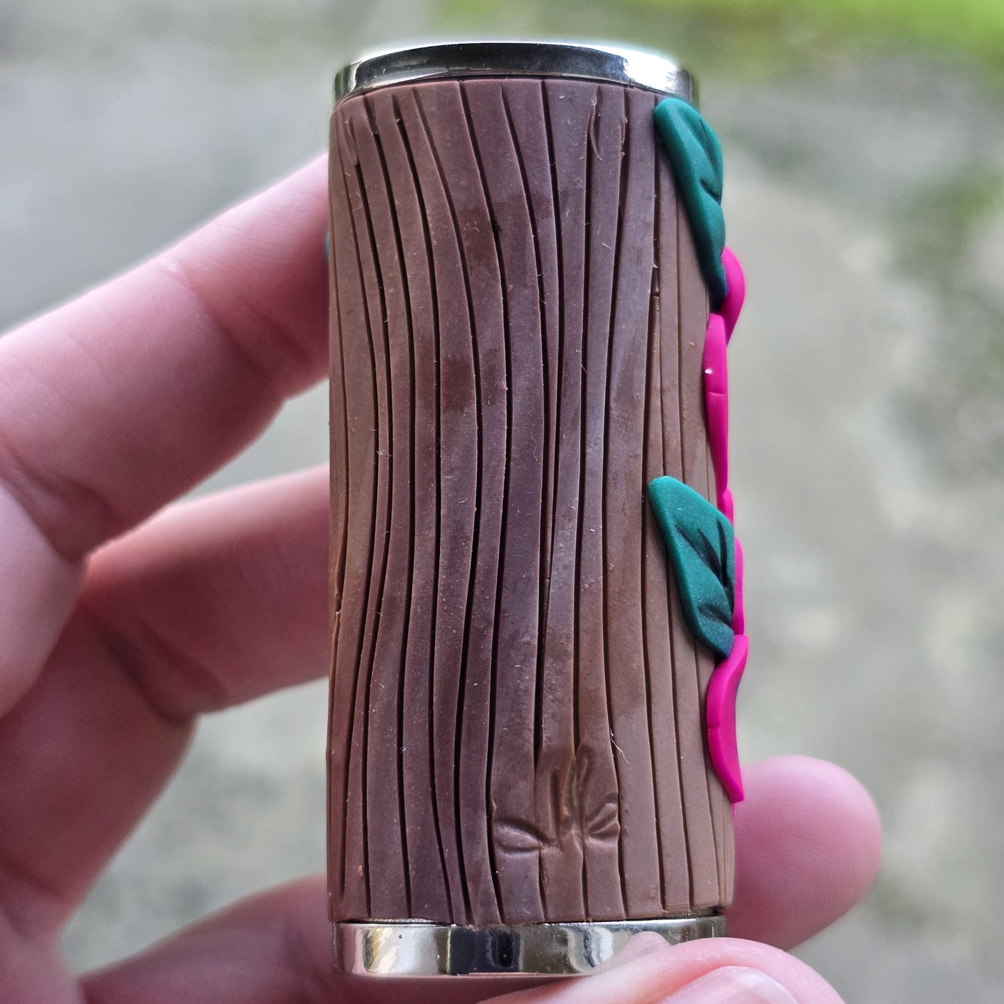 Kodama Forest Lighter Sleeve