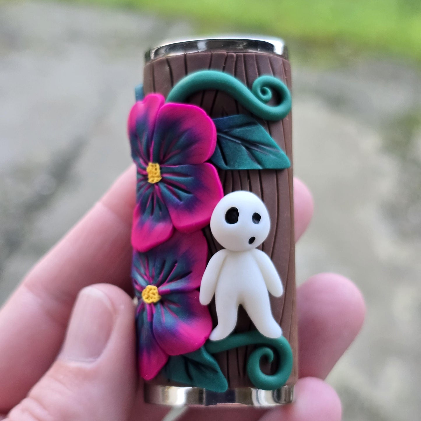 Kodama Forest Lighter Sleeve